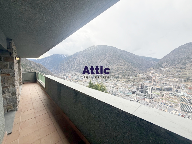 Exclusiu habitatge amb terrassa 