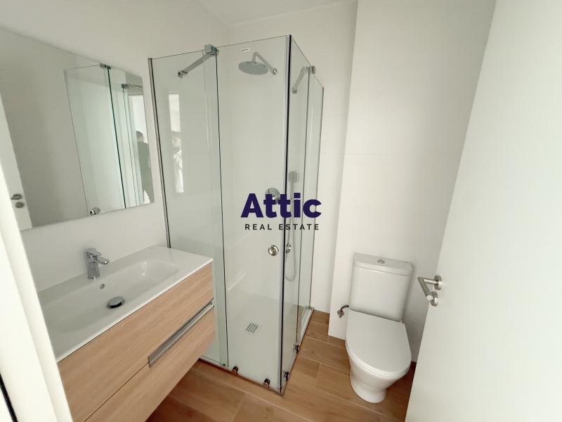 Àtic d´obra nova a estrenar 