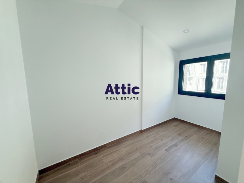 Àtic d´obra nova a estrenar 