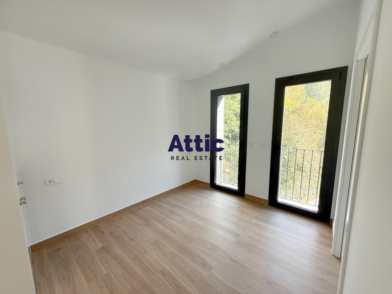 Àtic d´obra nova a estrenar 
