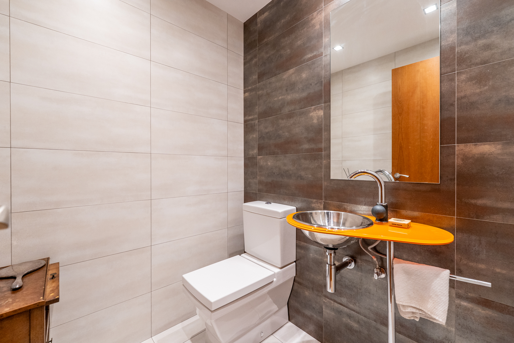 Aquest exclusiu i luxós pis, situat a la prestigi