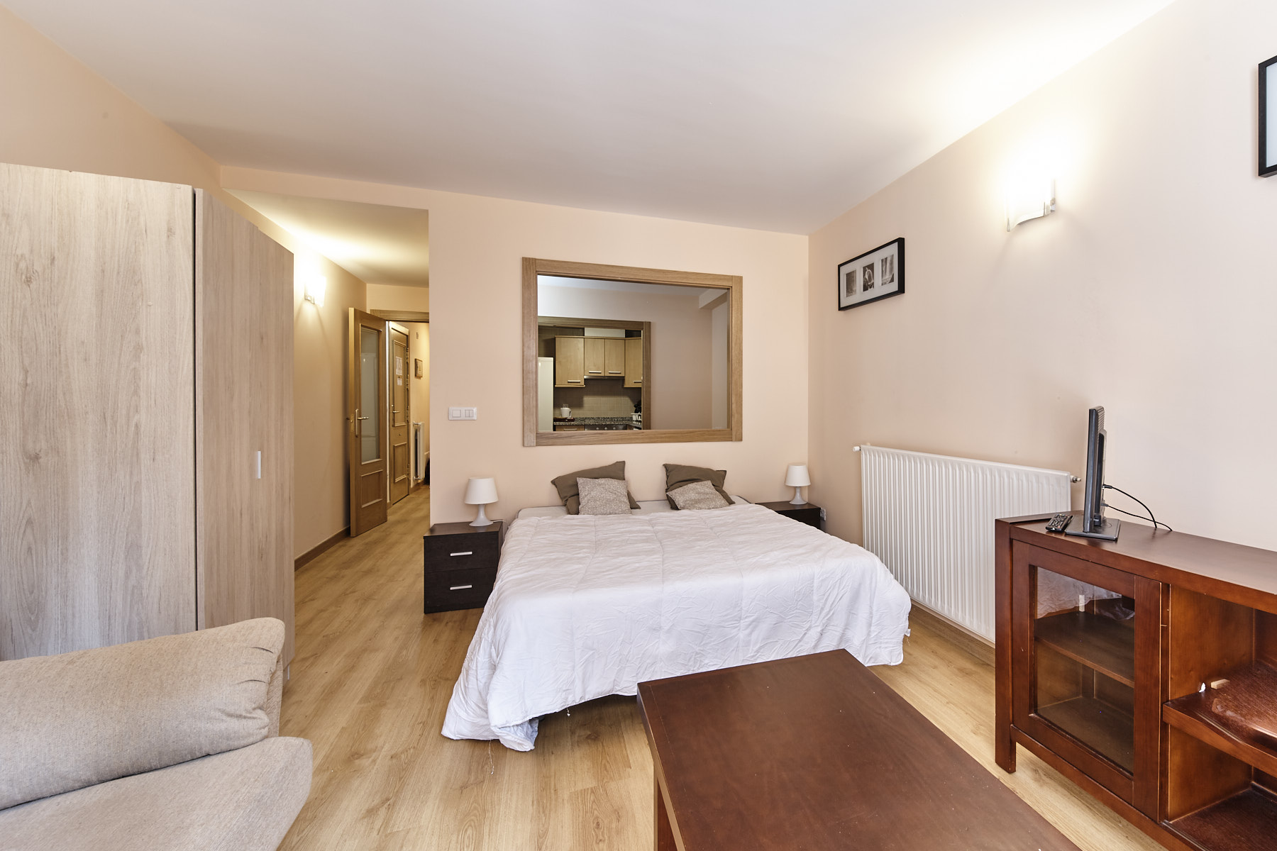 A la pleta de Soldeu, al costat de l'accés de Gr