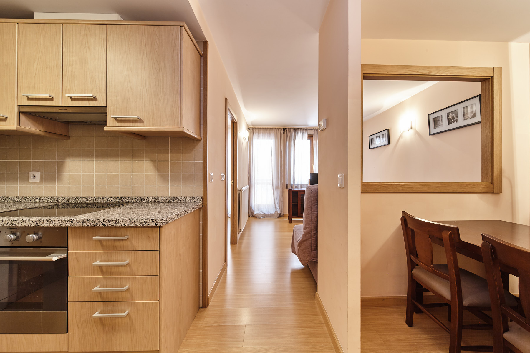 A la pleta de Soldeu, al costat de l'accés de Gr