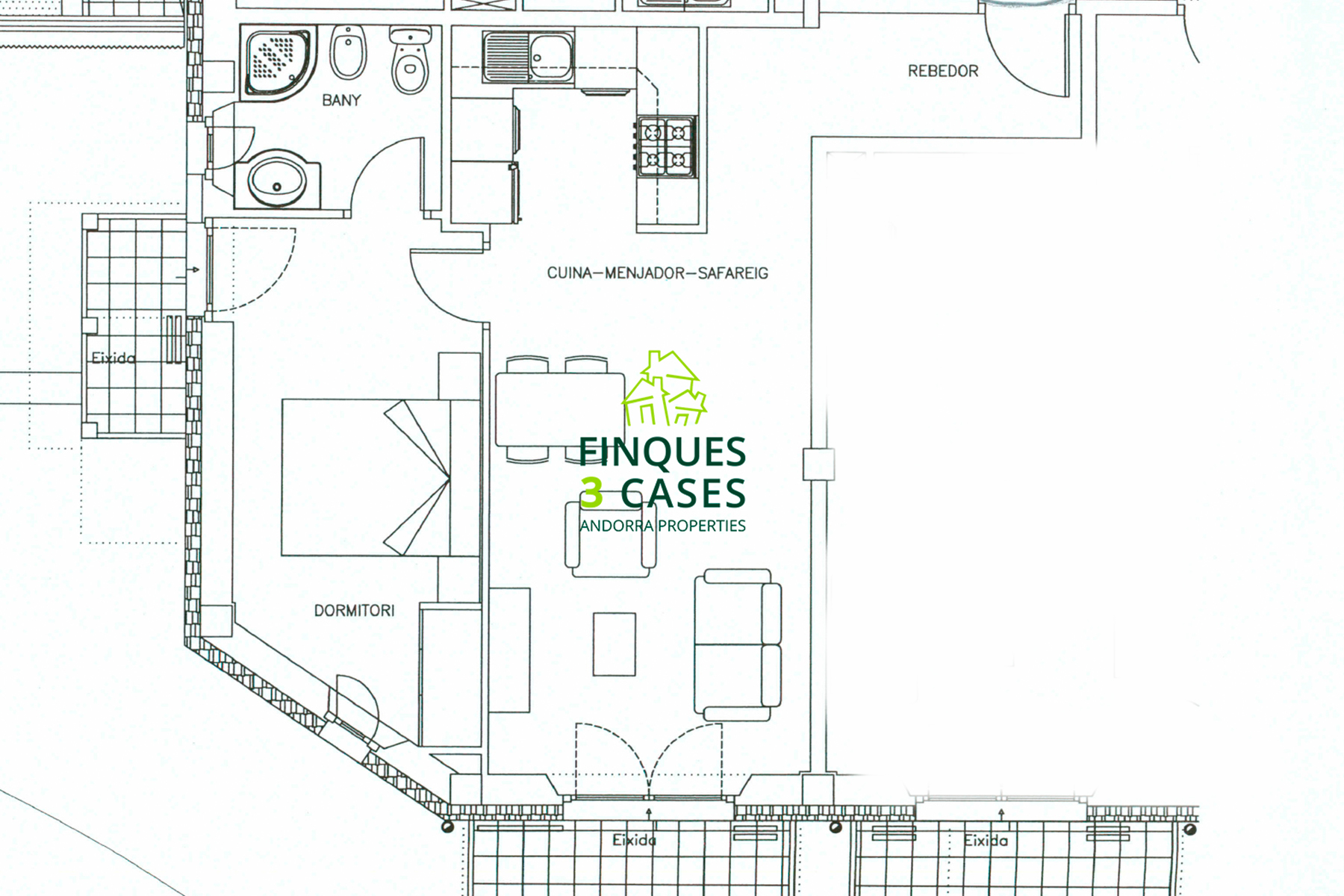 A la pleta de Soldeu, al costat de l'accés de Gr