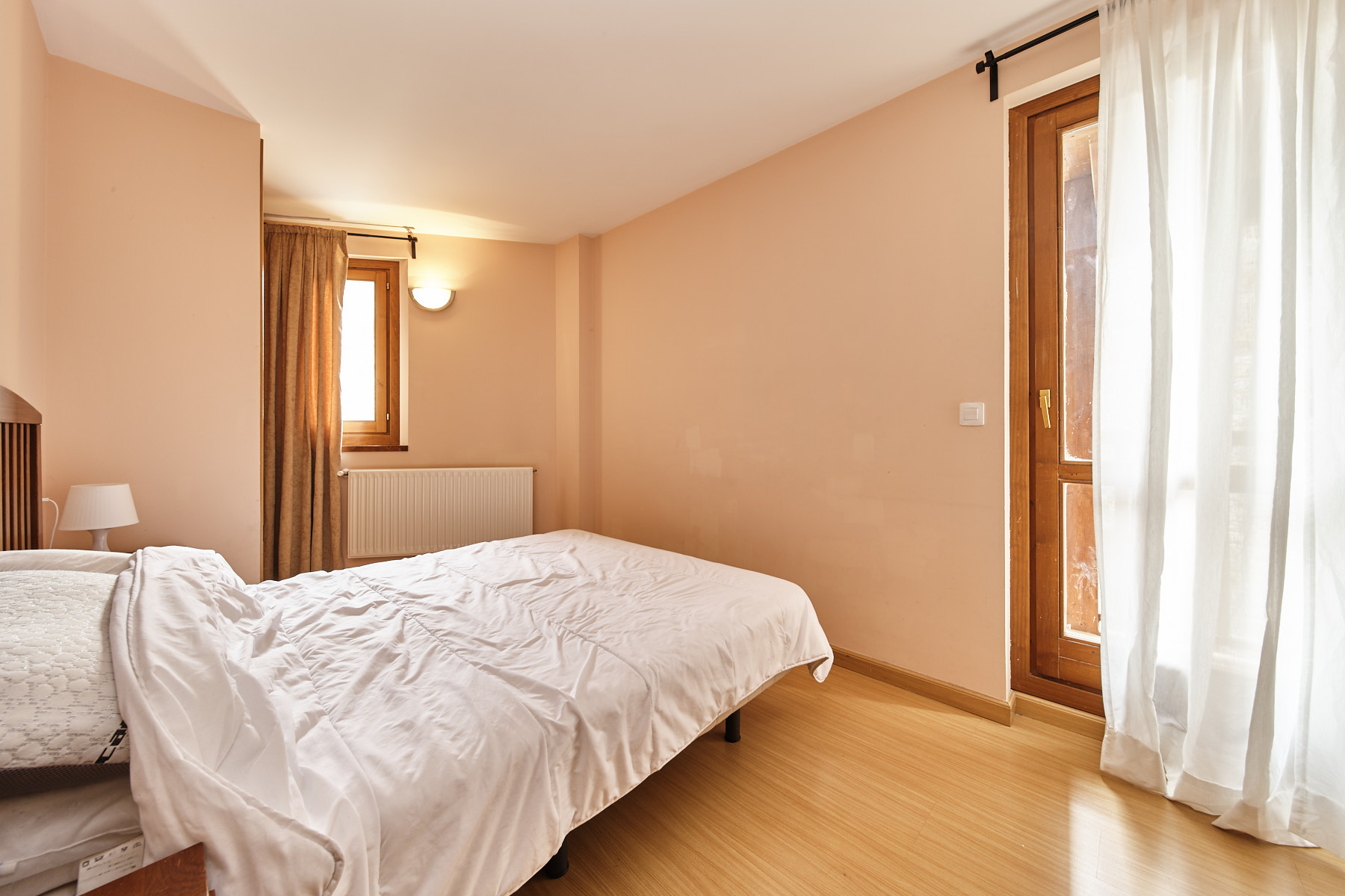 A la pleta de Soldeu, al costat de l'accés de Gr