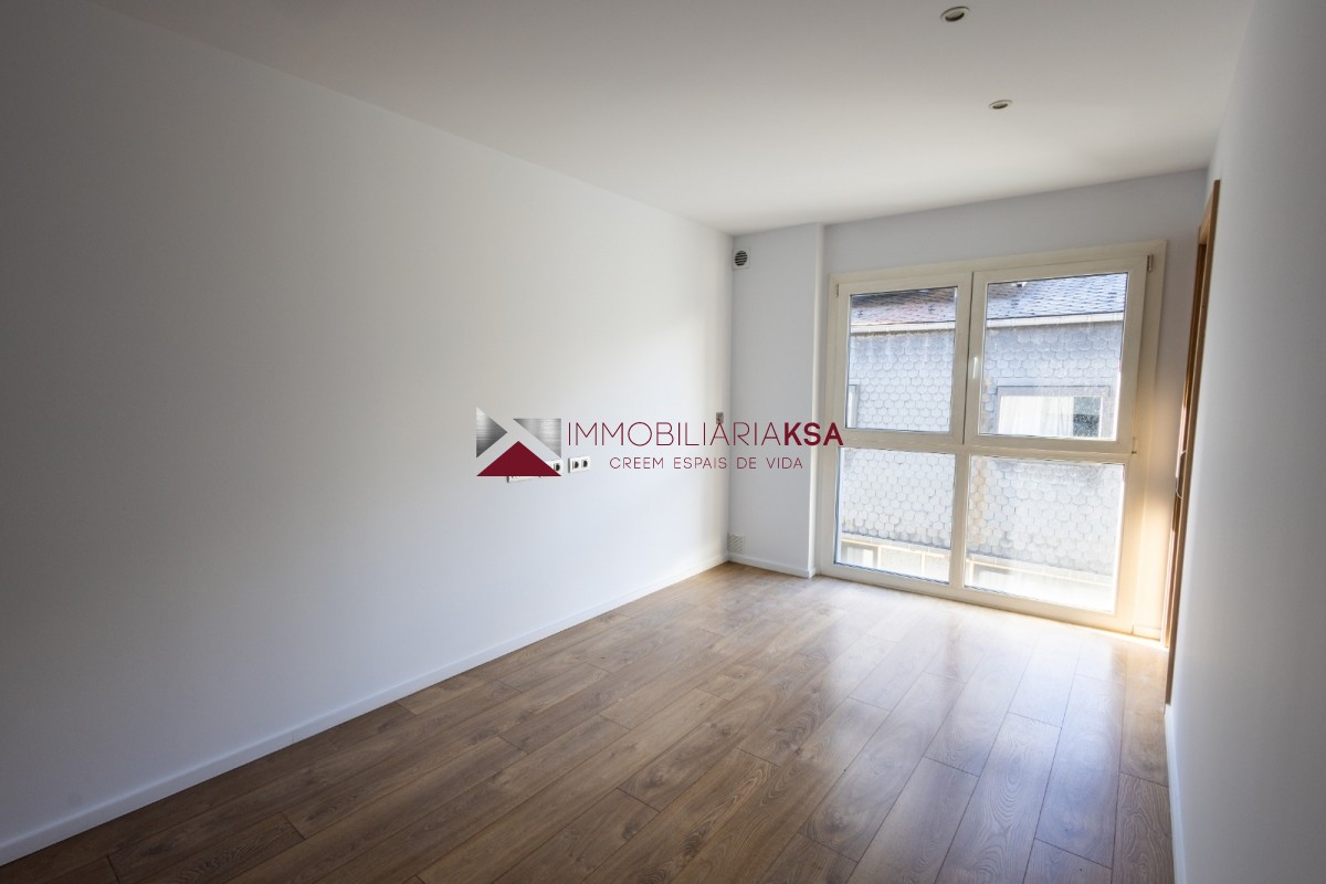 Atic- Escaldes Engordany 