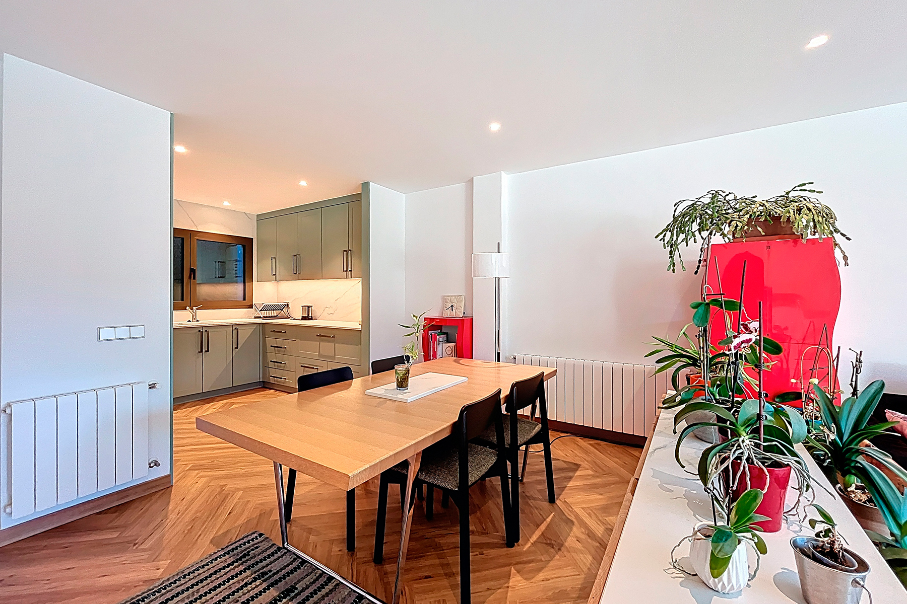 Descobreixi aquesta encantadora casa adossada a En