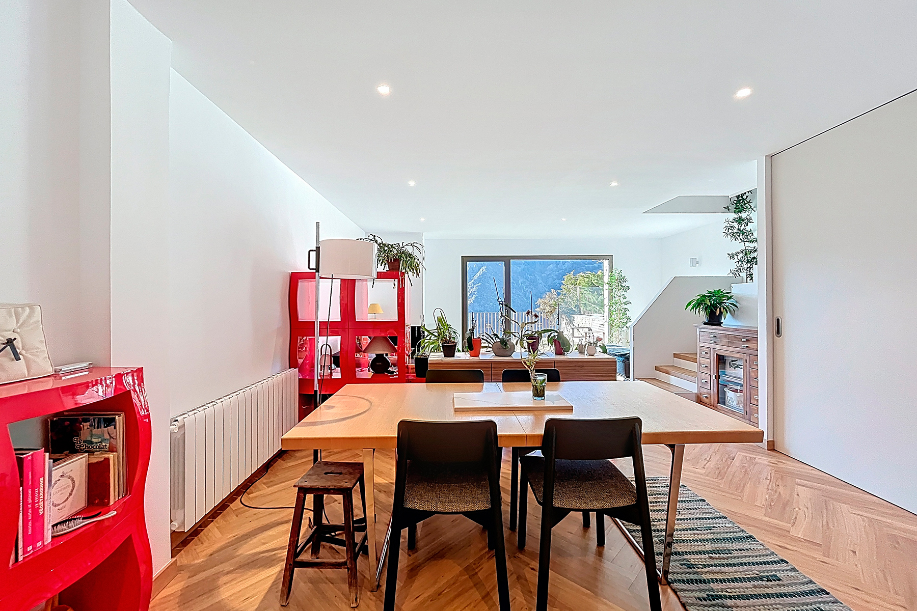 Descobreixi aquesta encantadora casa adossada a En