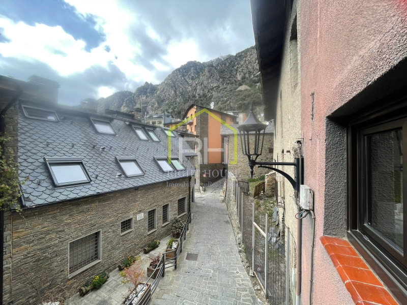 Casa en lloguer al casc antic d'Andorra la Vella