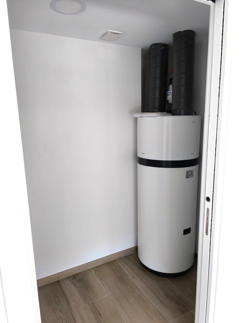 Lloguer nou a estrenar  amb vistes espectaculars !!