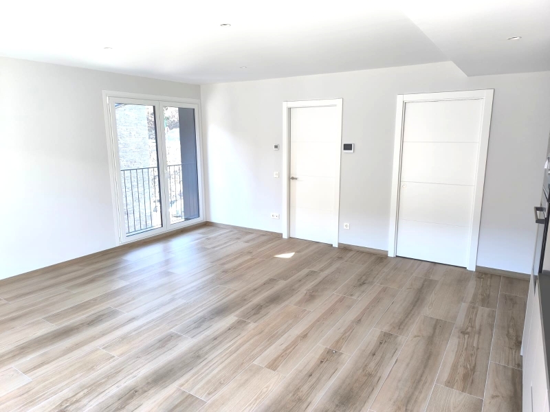 Lloguer nou a estrenar  amb vistes espectaculars !!