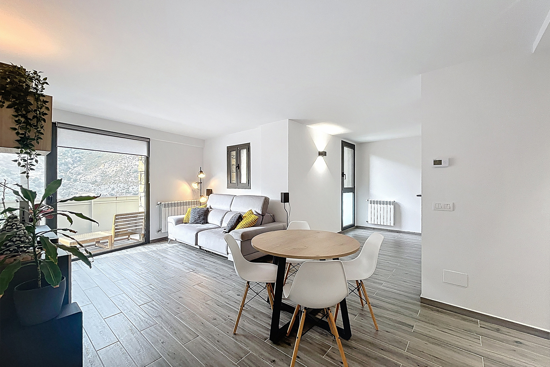 Espaiós pis de 101,35 m² situat a Sant Julià de