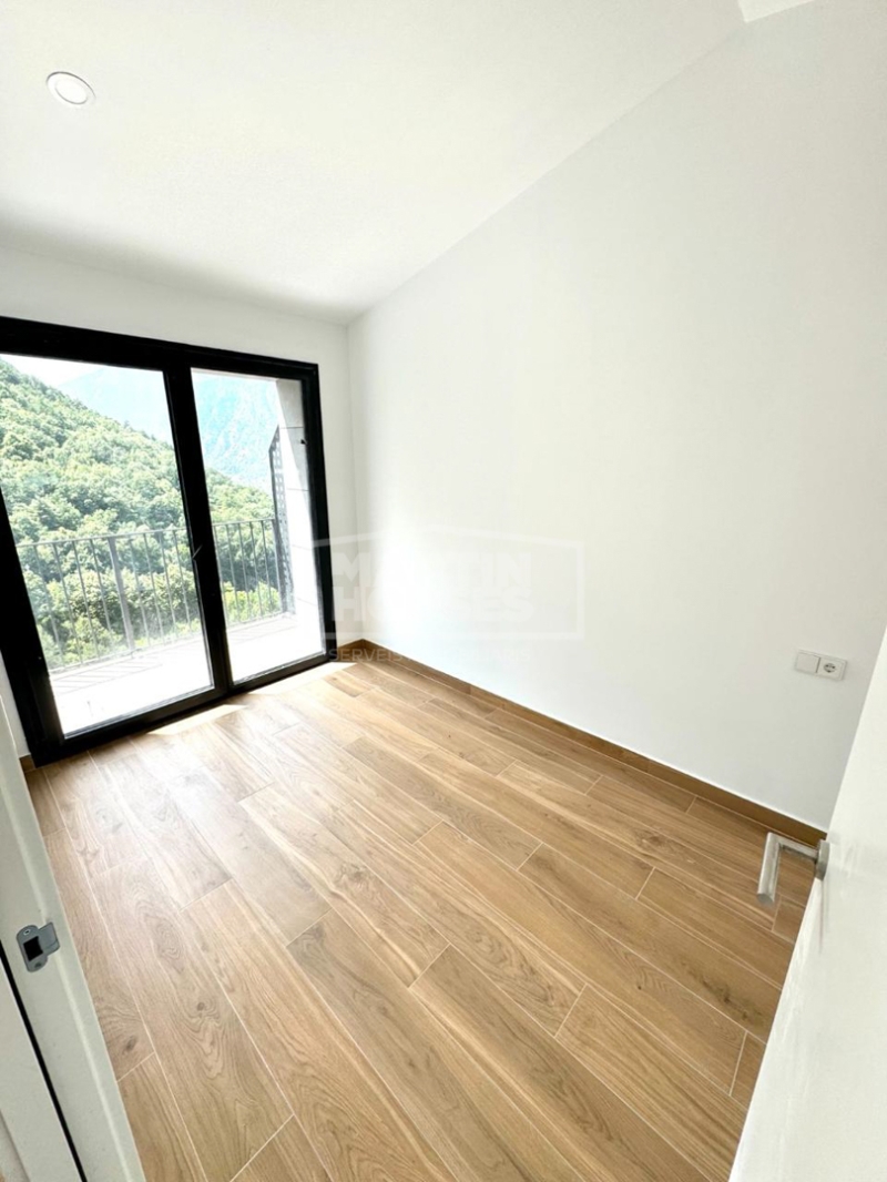 Dos exclusius pisos a estrenar a Engolasters amb vistes i màxima lluminositat