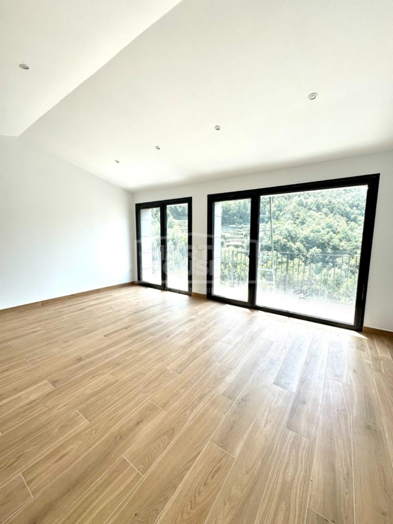 Dos àtics a estrenar de lloguer a Engolasters amb vistes panoràmiques i màxima privadesa