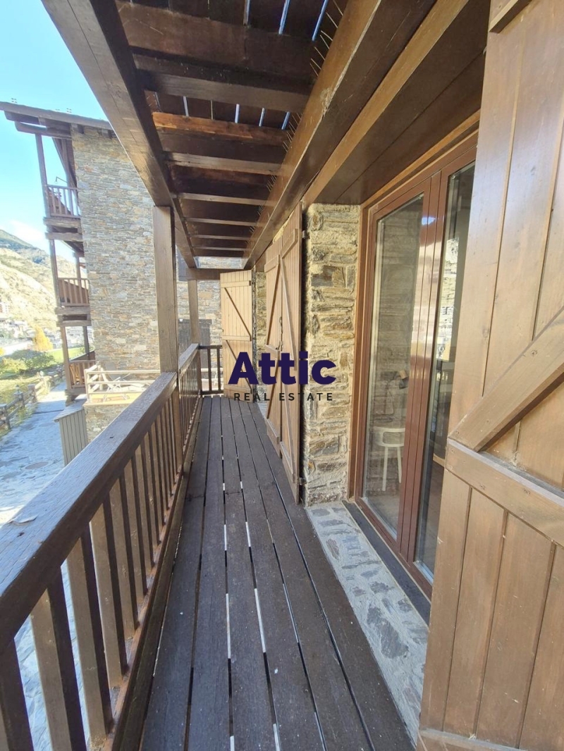 Cassa adossada d'alt standing en lloguer