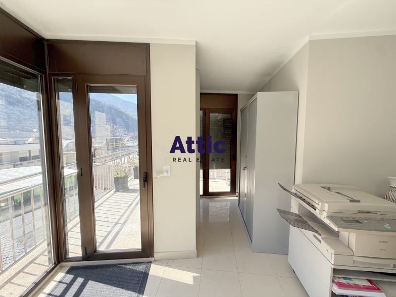 Despatx en lloguer a les Caldes d’Engordany – Ubicació immillorable