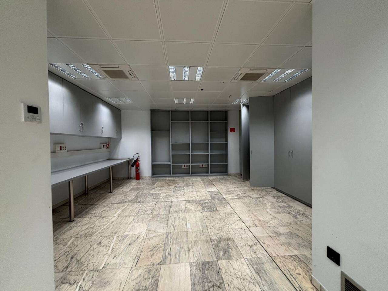 GRAN LOCAL EN LLOGUER 