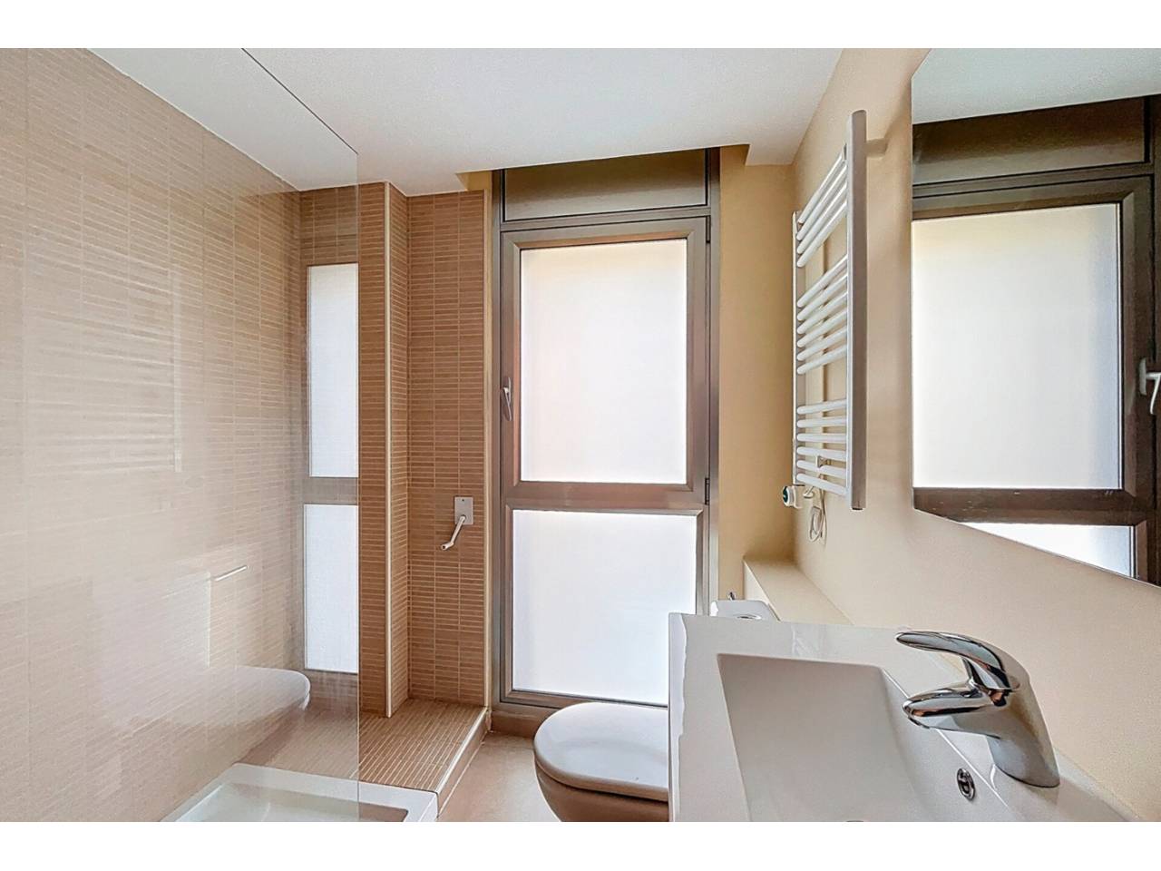 PIS EN VENDA A CENTRE D'ESCALDES