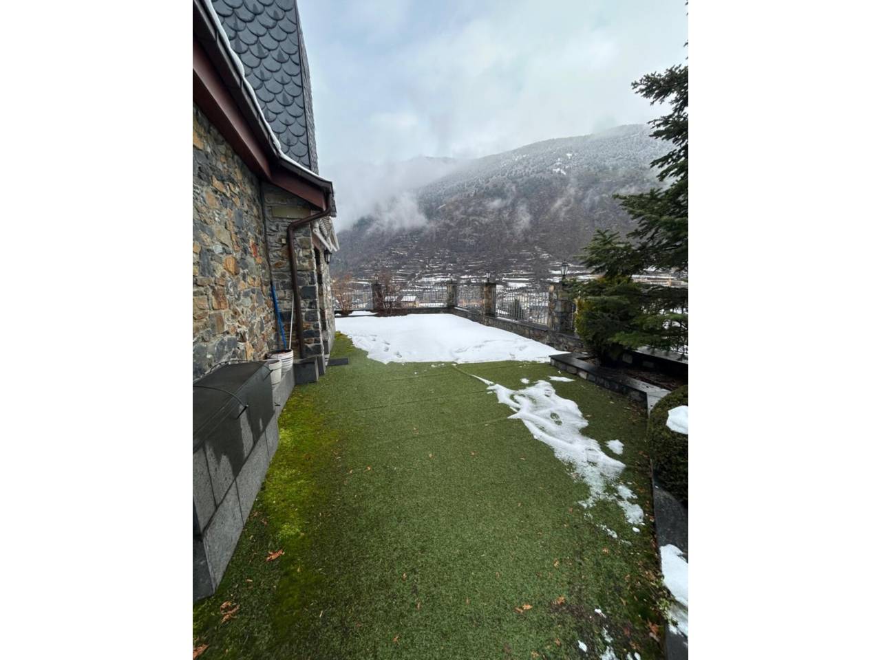 CASA A ENCAMP AMB JARDÍ