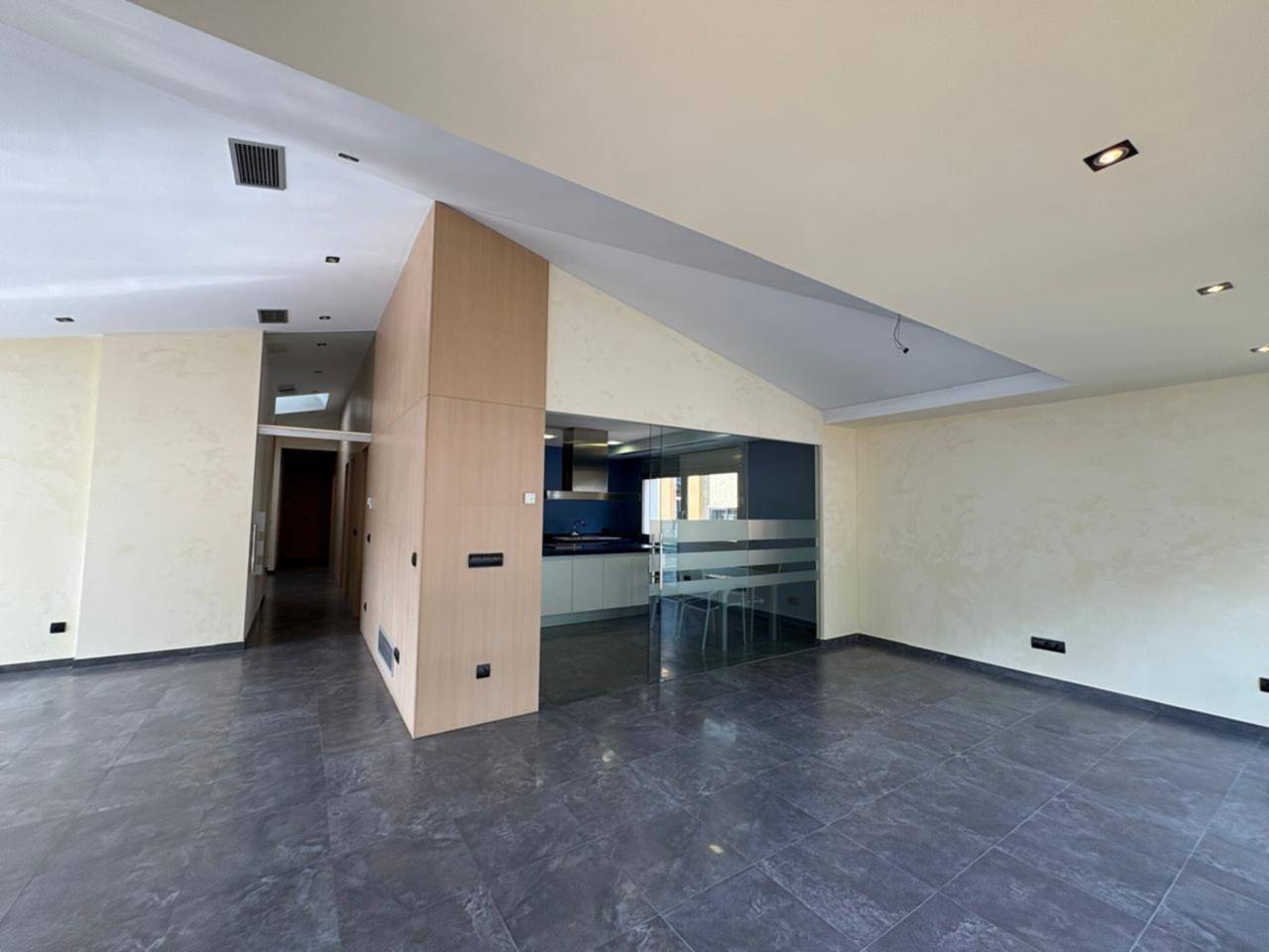 Exclusiu Àtic per comprar al centre d'Escaldes-Engordany