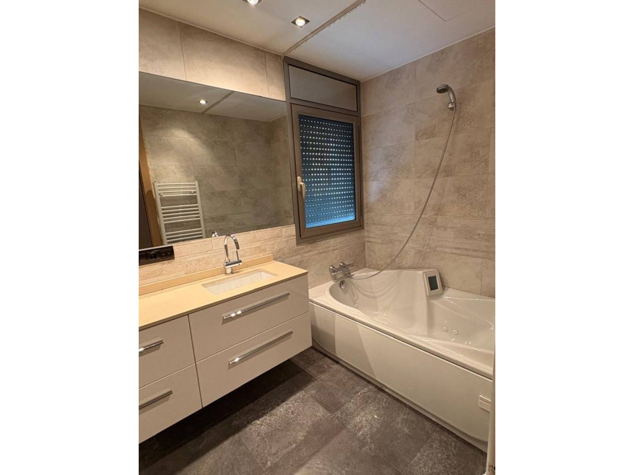 Exclusiu Àtic per comprar al centre d'Escaldes-Engordany