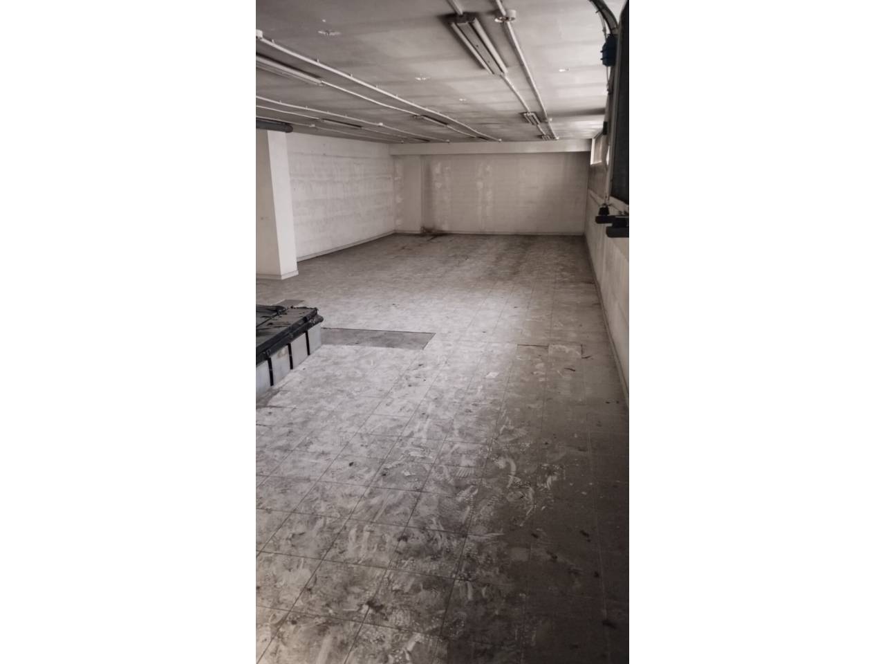 Magatzem en lloguer al Carrer Maria Pla