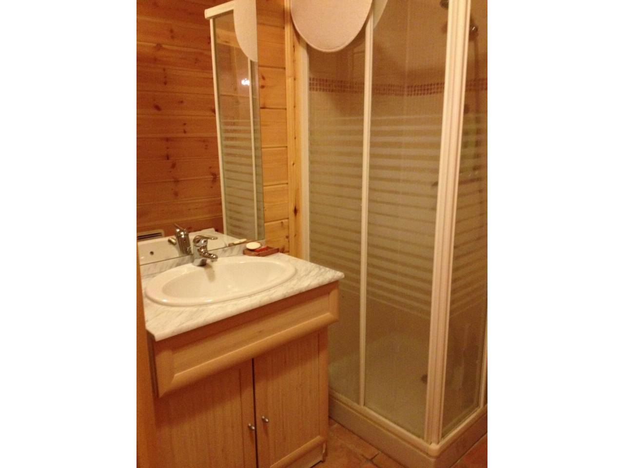 Descubre el encanto de la vida en L’Hospitalet-près-l’Andorre (FRANÇA), un refugio perfecto