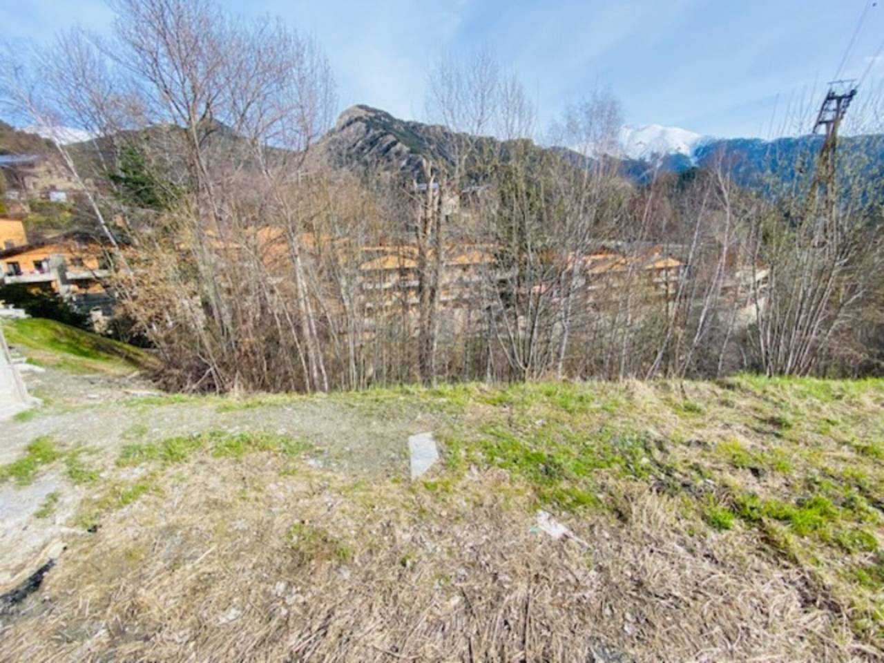 TERRENY EN VENDA A ESCÀS