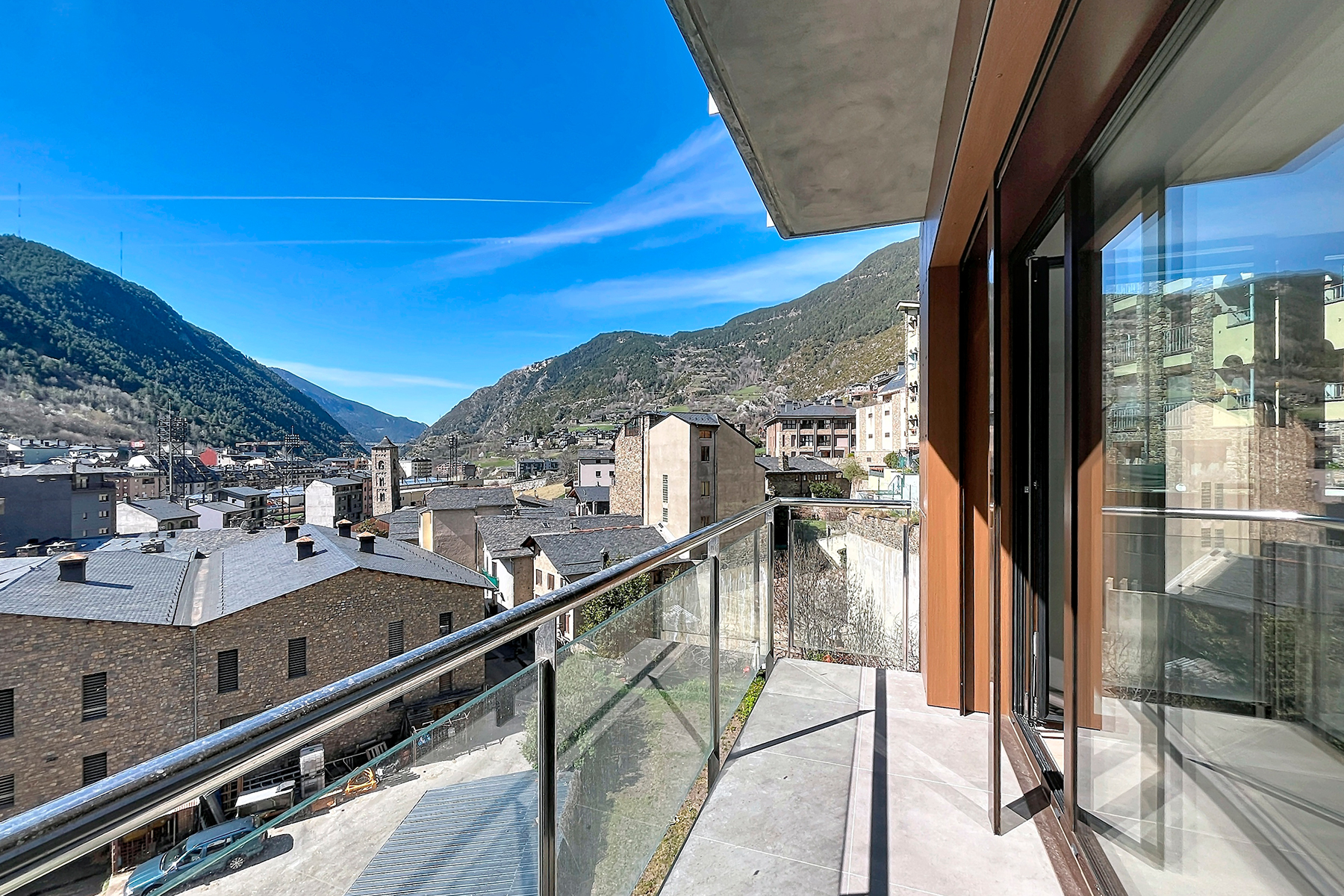 Descobreix aquest espaiós pis de 110 m² situat a