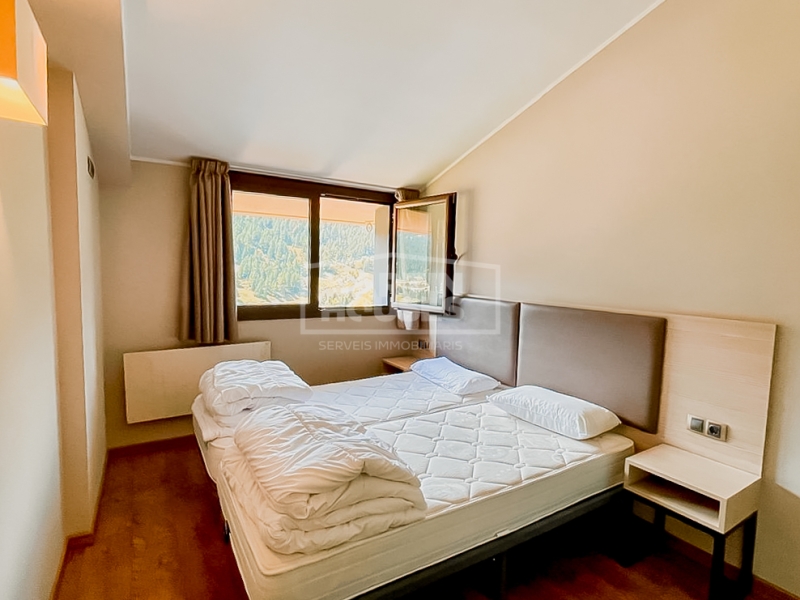 Llum, vistes i tranquil·litat a la muntanya