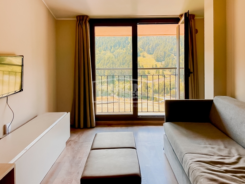 Llum, vistes i tranquil·litat a la muntanya