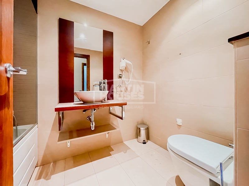 Llum, vistes i tranquil·litat a la muntanya