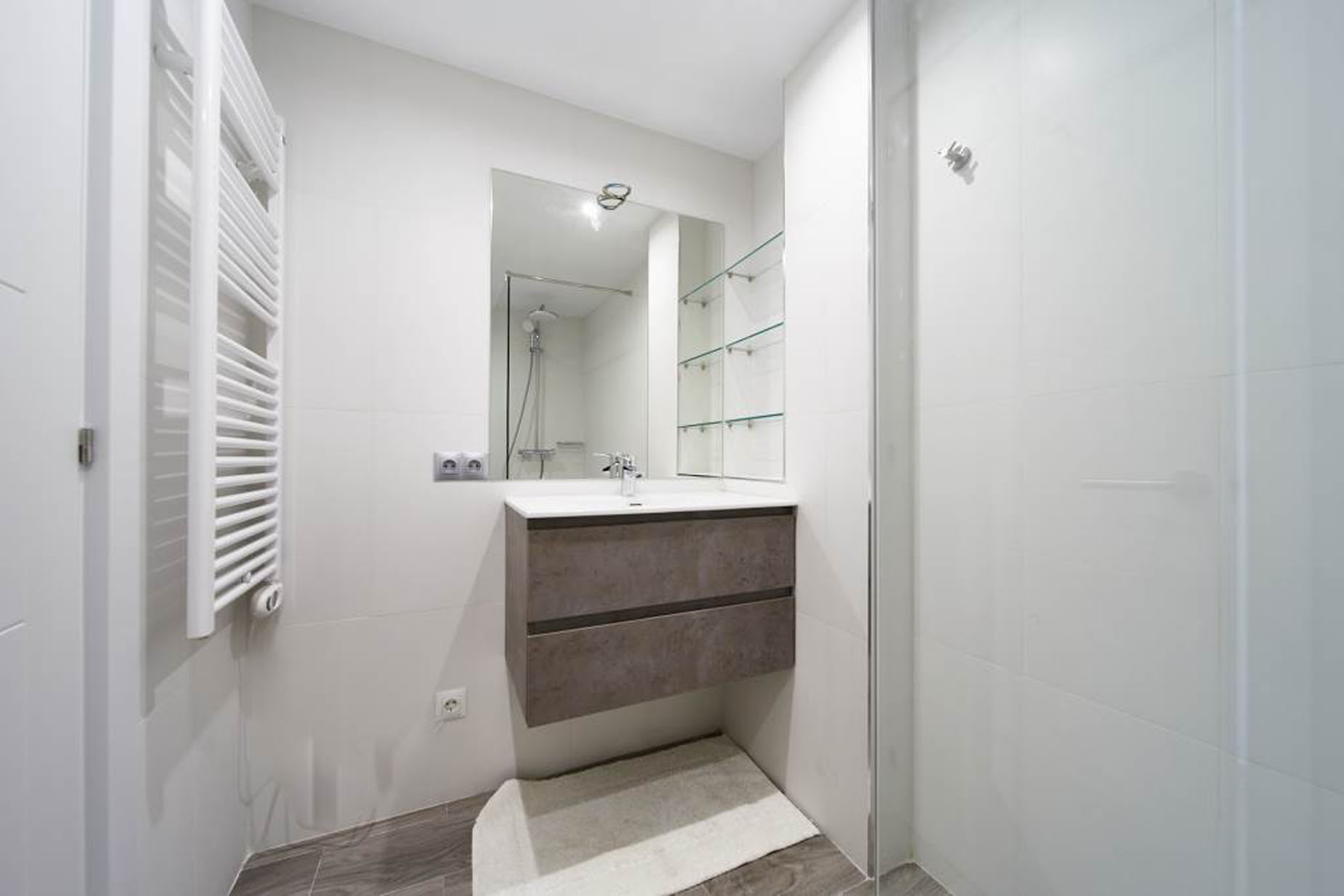 Descobreix aquest encantador pis totalment reforma