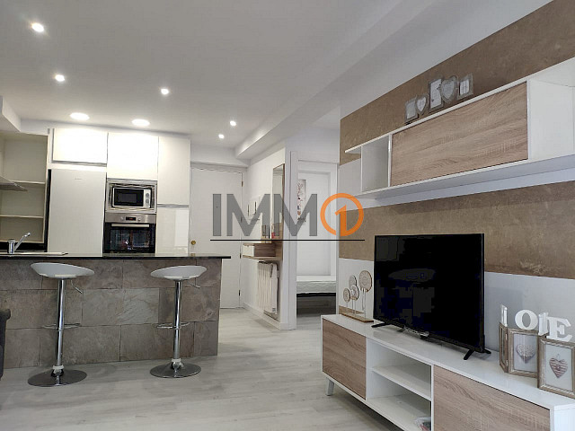  En venda pis situat en una urbanització molt tra