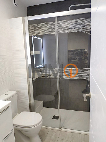  En venda pis situat en una urbanització molt tra