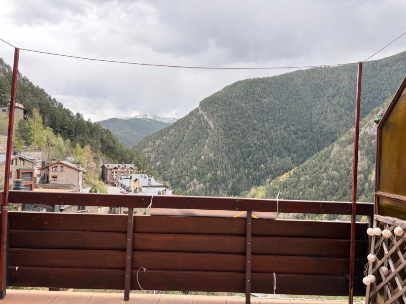 Terrassa, llar de foc sol i vistes espectaculars 