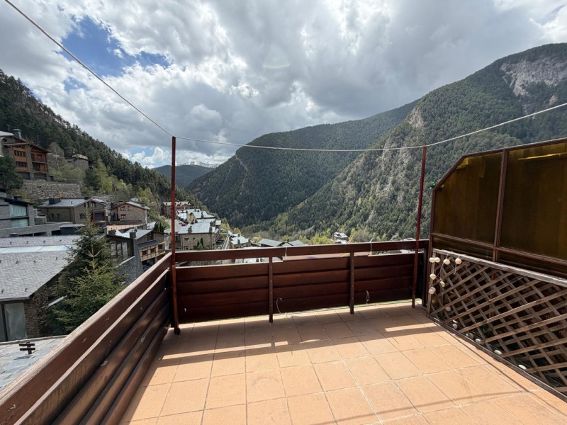 Terrassa, llar de foc sol i vistes espectaculars 