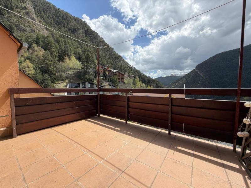 Terrassa, llar de foc sol i vistes espectaculars 